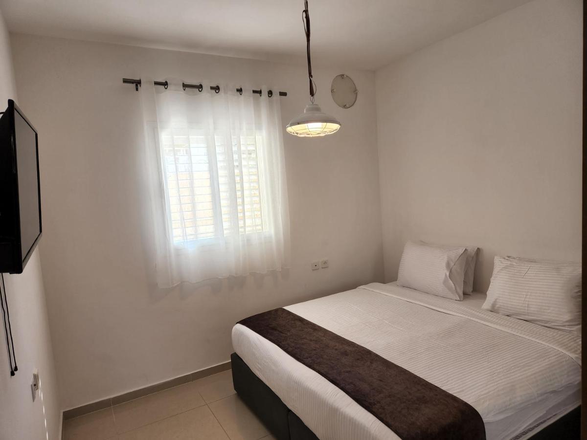 Melony Apartments Al Hyam 埃拉特 外观 照片